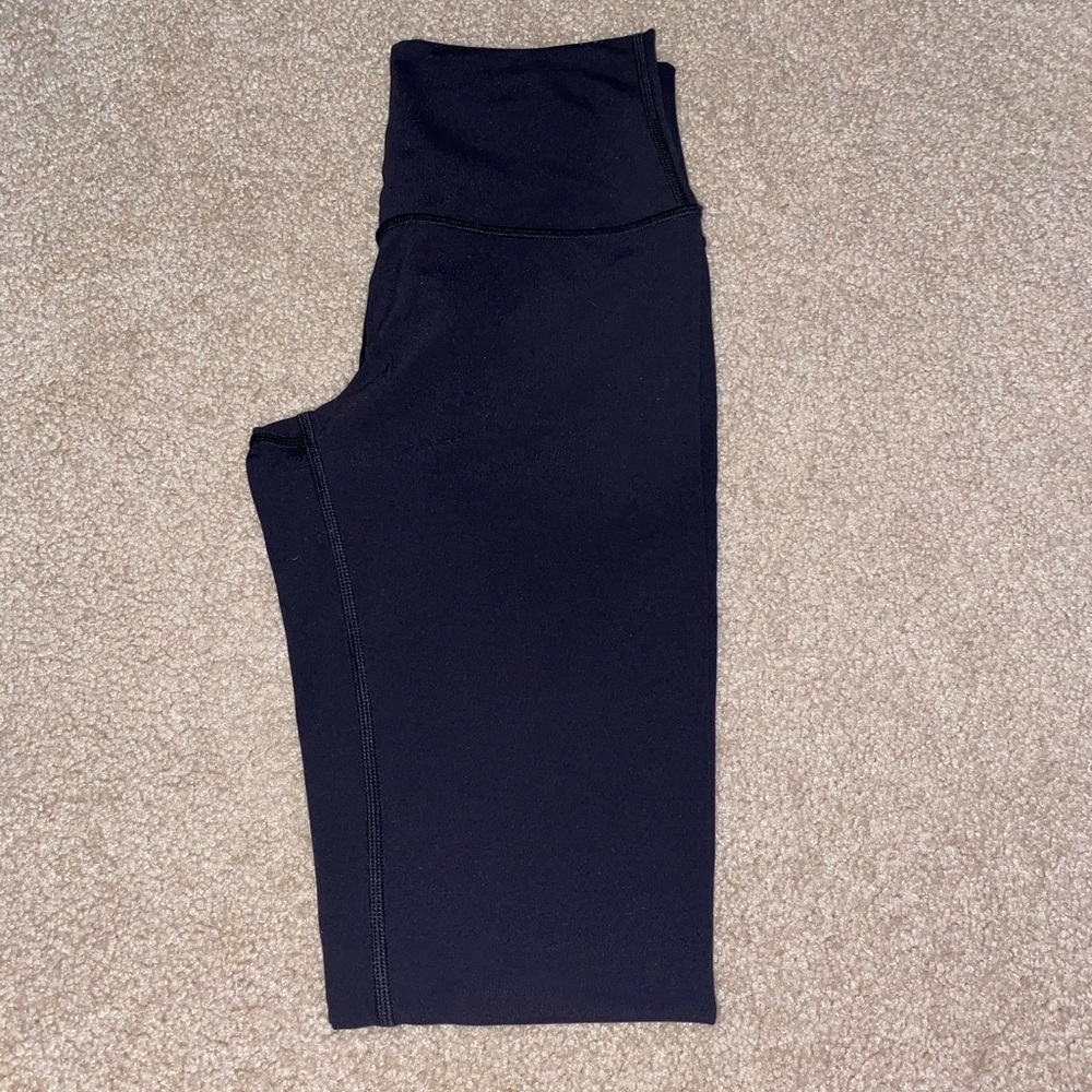 Black lululemon leggings